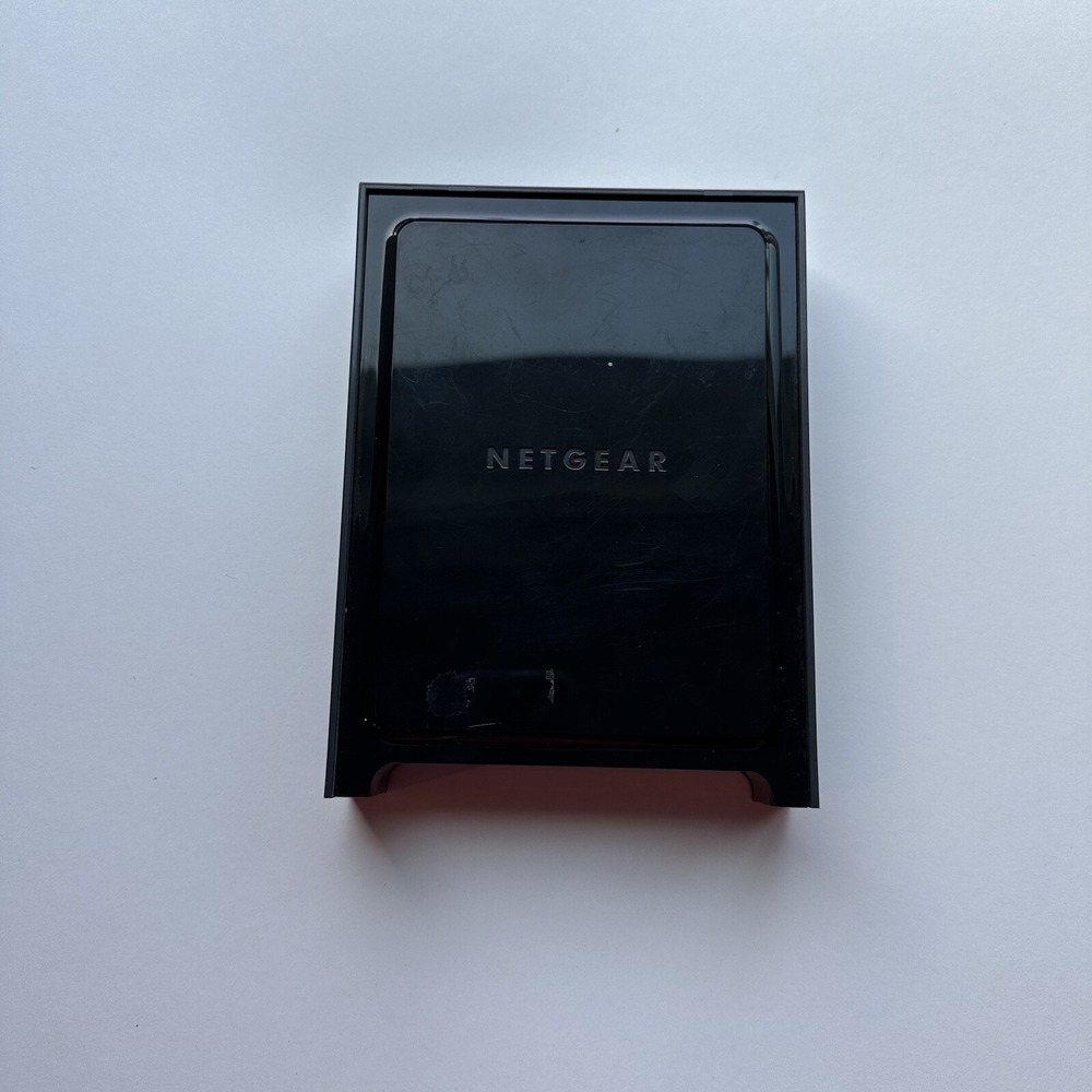 NETGEAR Wireless-N 300 WiFi‎ Router Model WNR2000 V2 - Picture 7 of 12